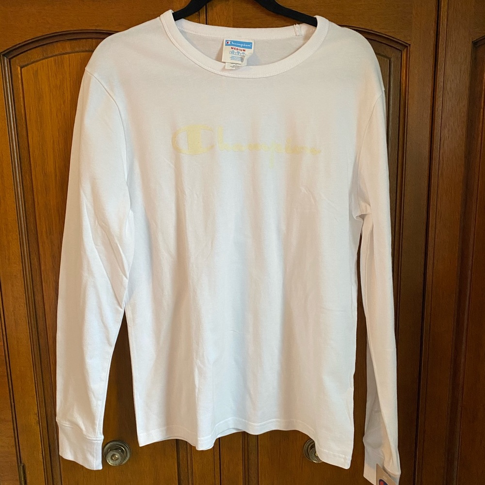 ⭐️Champion Long sleeve tee⭐️